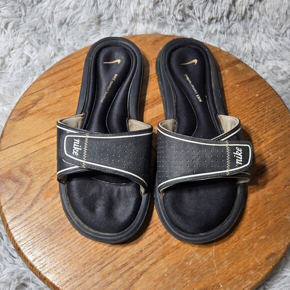 Retro Y2K 2013 Nike Women Sz 9 Comfort Footbed Black White Slip On Slide Sandals - Picture 1 of 9